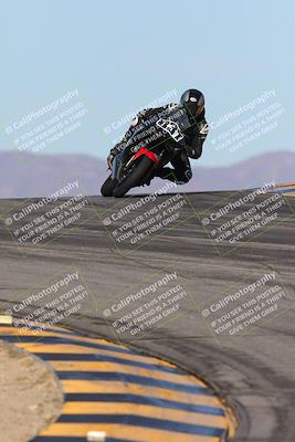 media/Feb-03-2024-SoCal Trackdays (Sat) [[767c60a41c]]/1-Turns 9 and 10 (940am)/